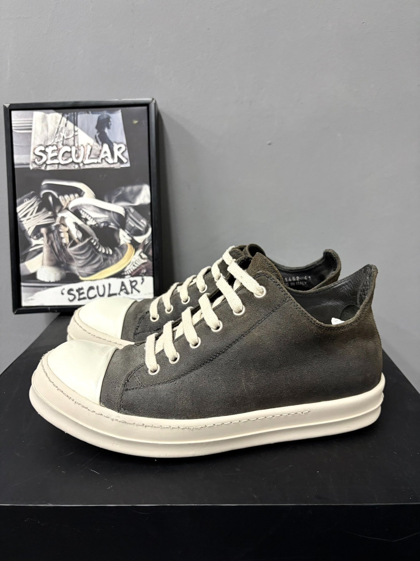 Rick Owens Low-Top Gray Leather Sneakers