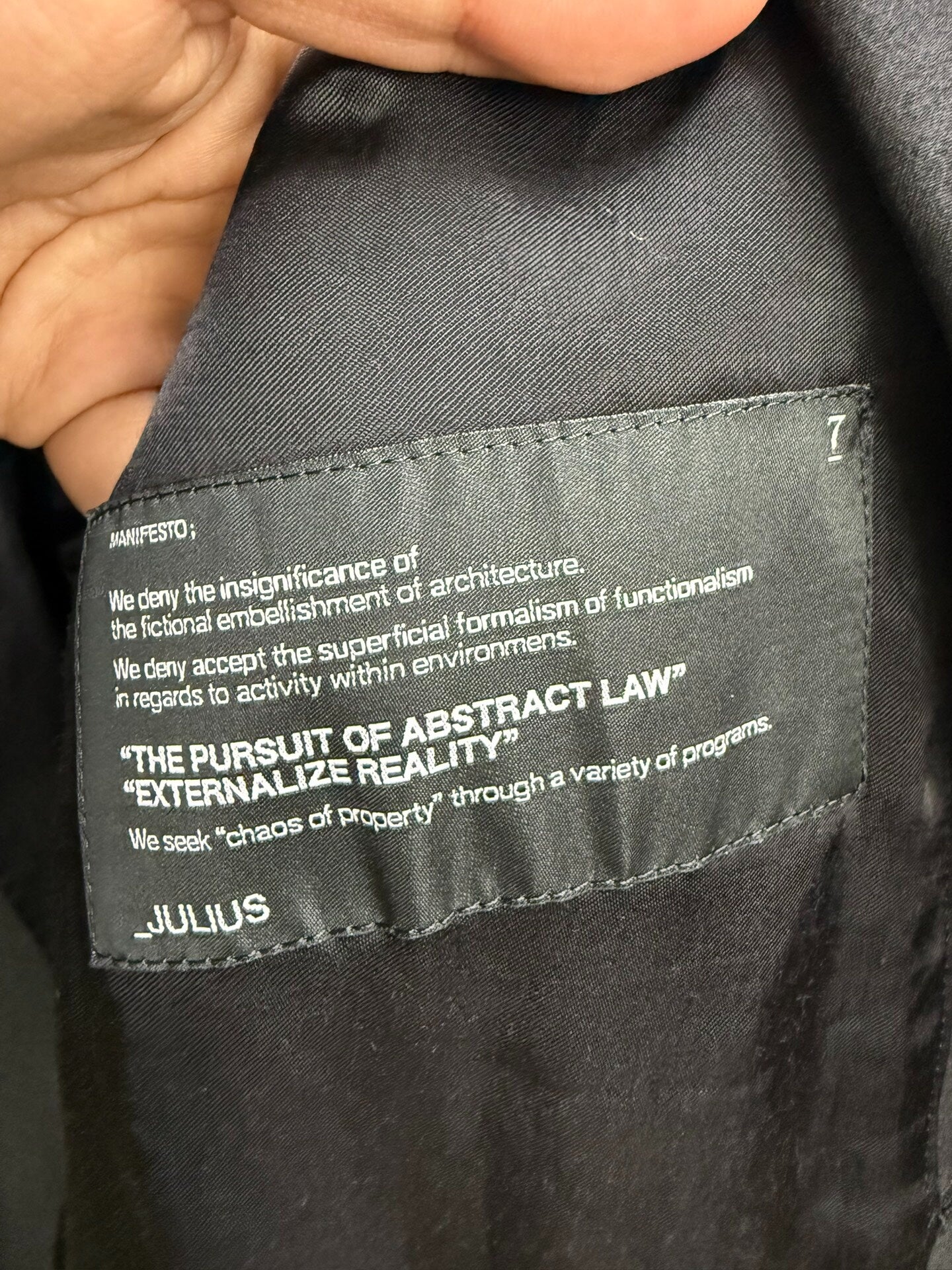 Julius 7 Wool Silk Deconstructed Blazer