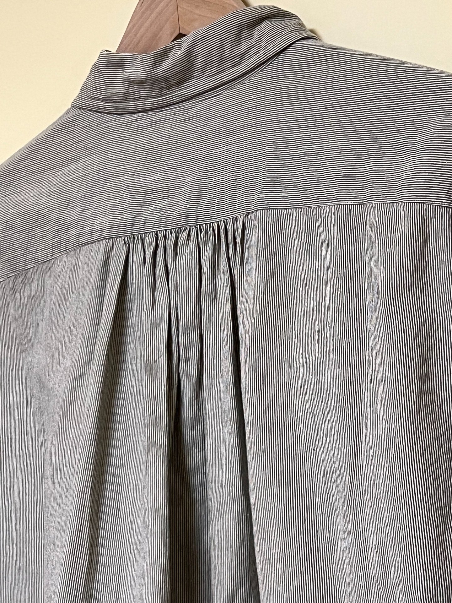 Porter Classic Wide Pocket Stripe Shirt