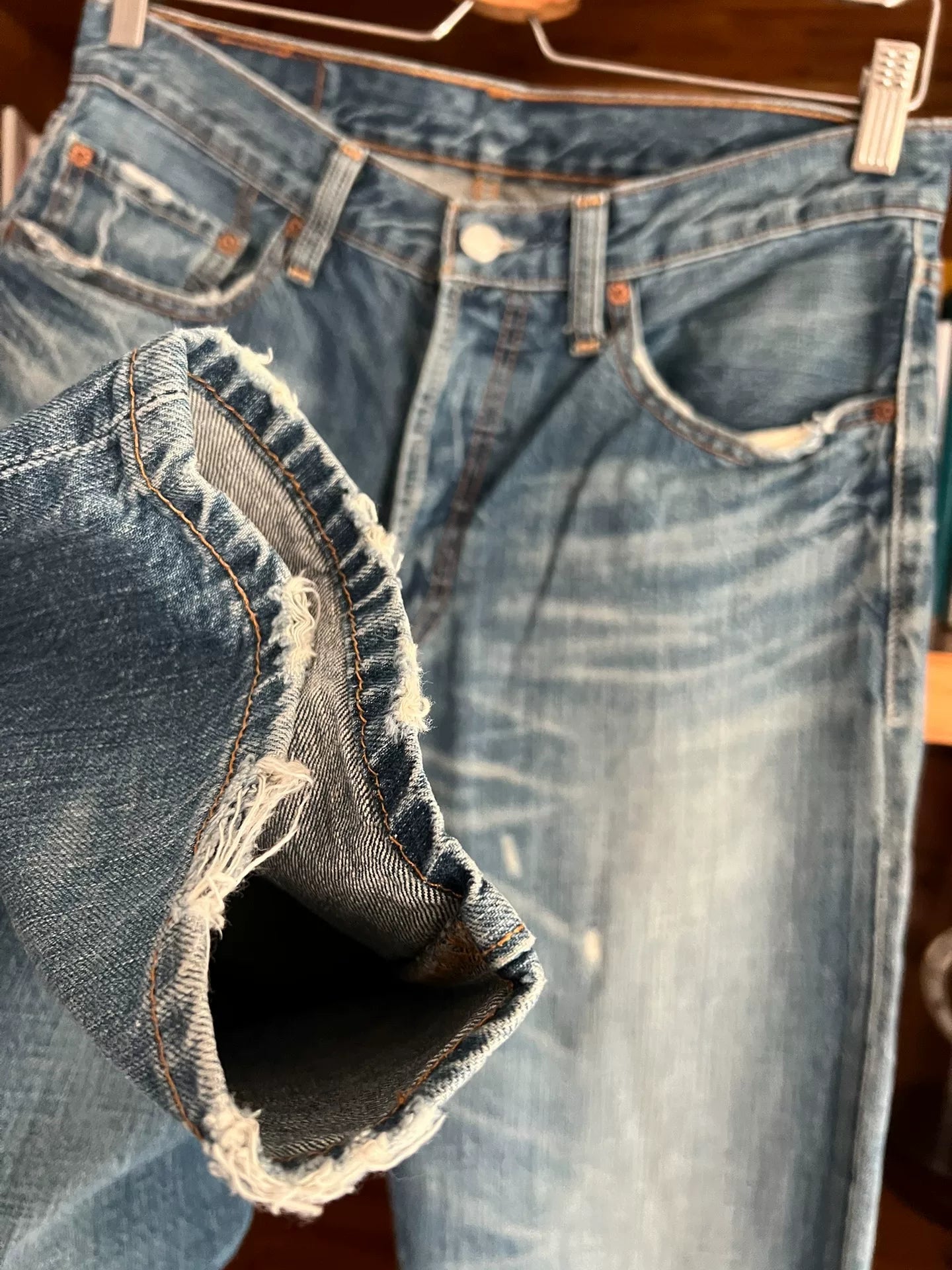 levis vintage wash straight leg jeans
