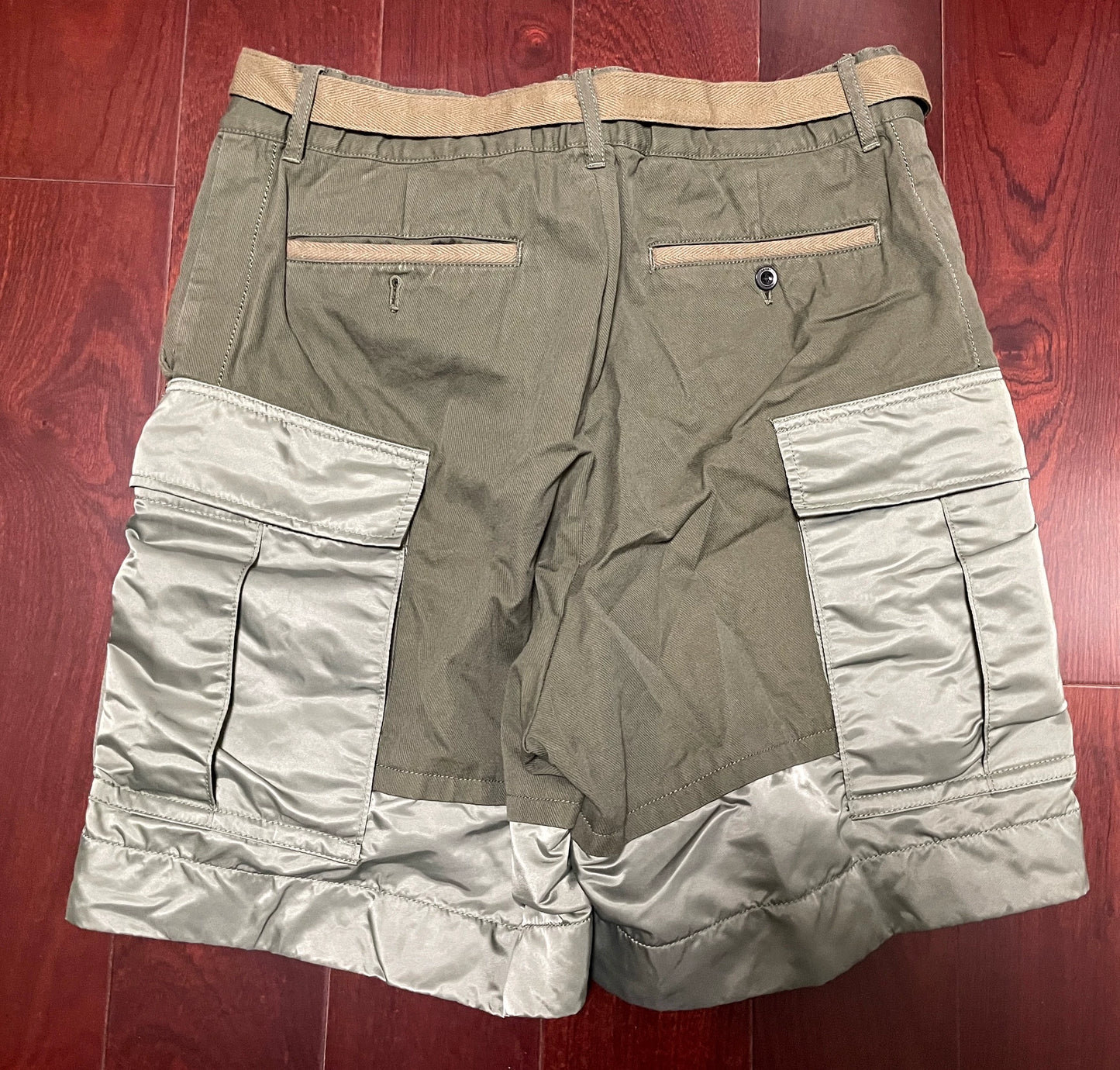 sacai custom show model shorts size 4
