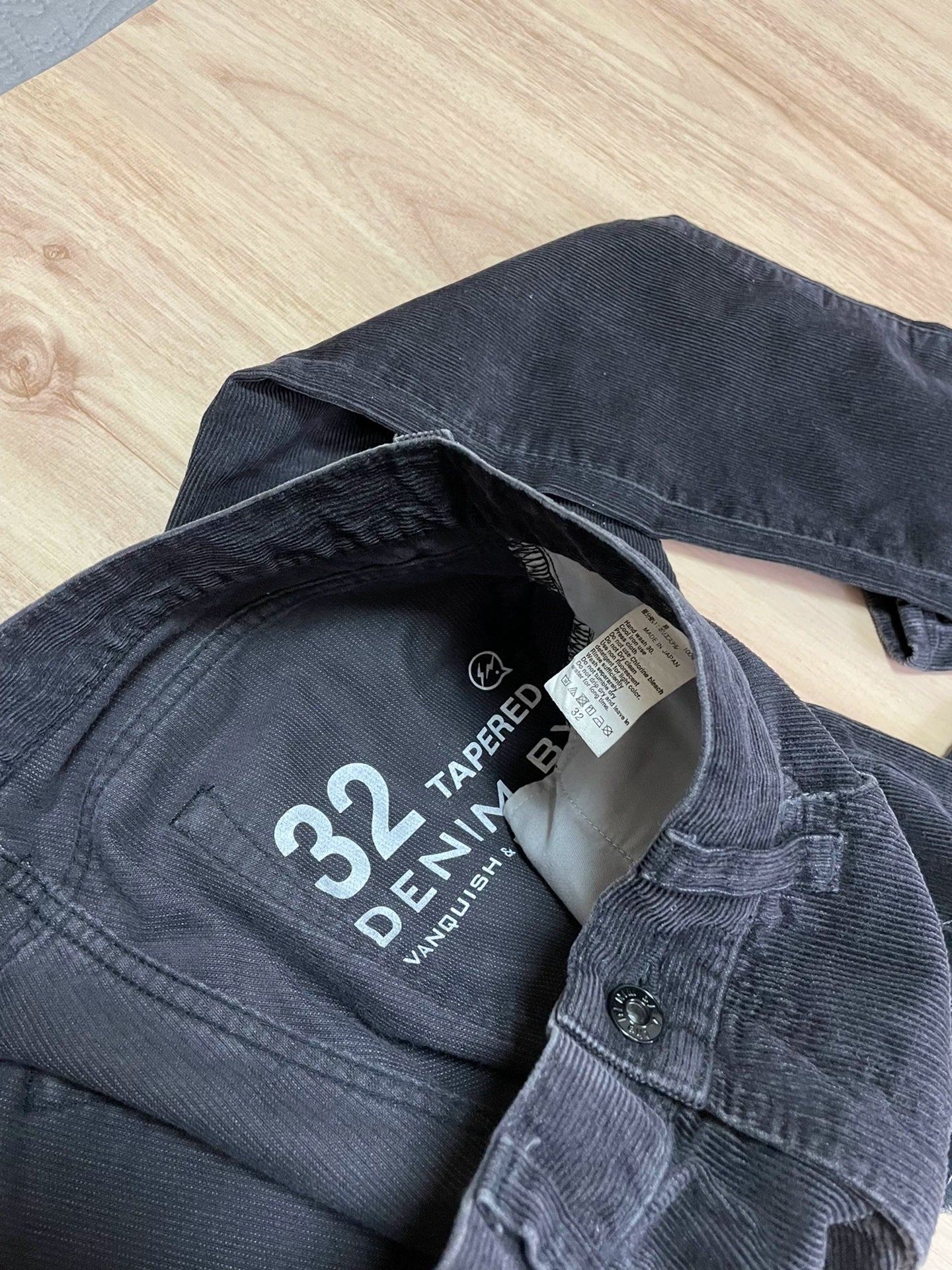 denim by vanquish casual distressed pants