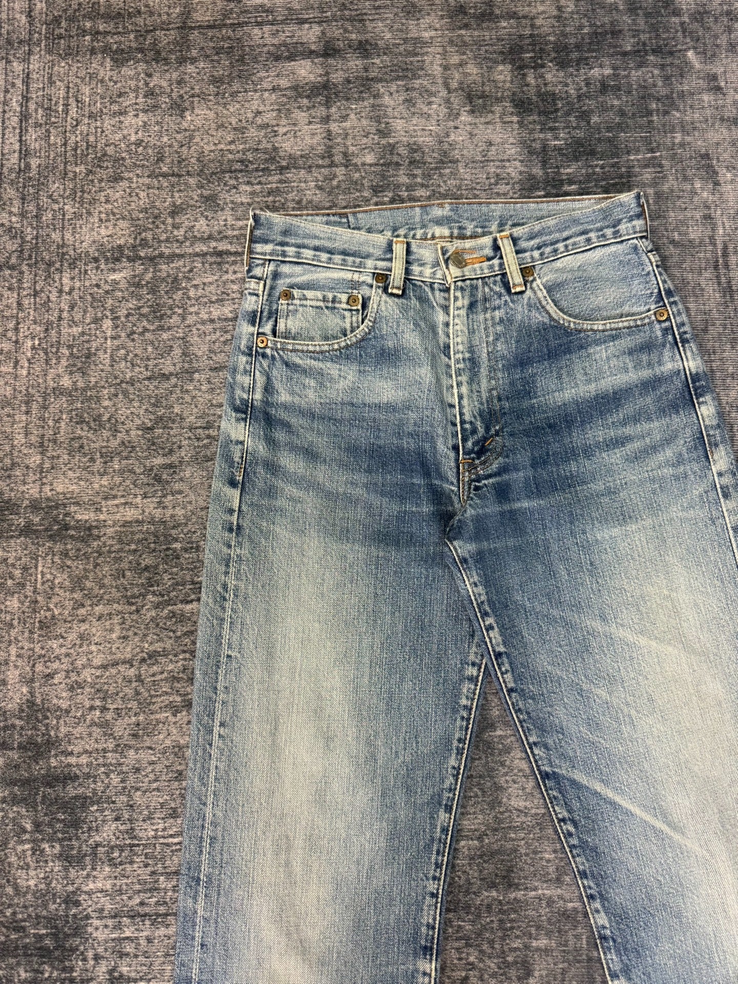 Vintage Levis 502 LVC 90s Jeans