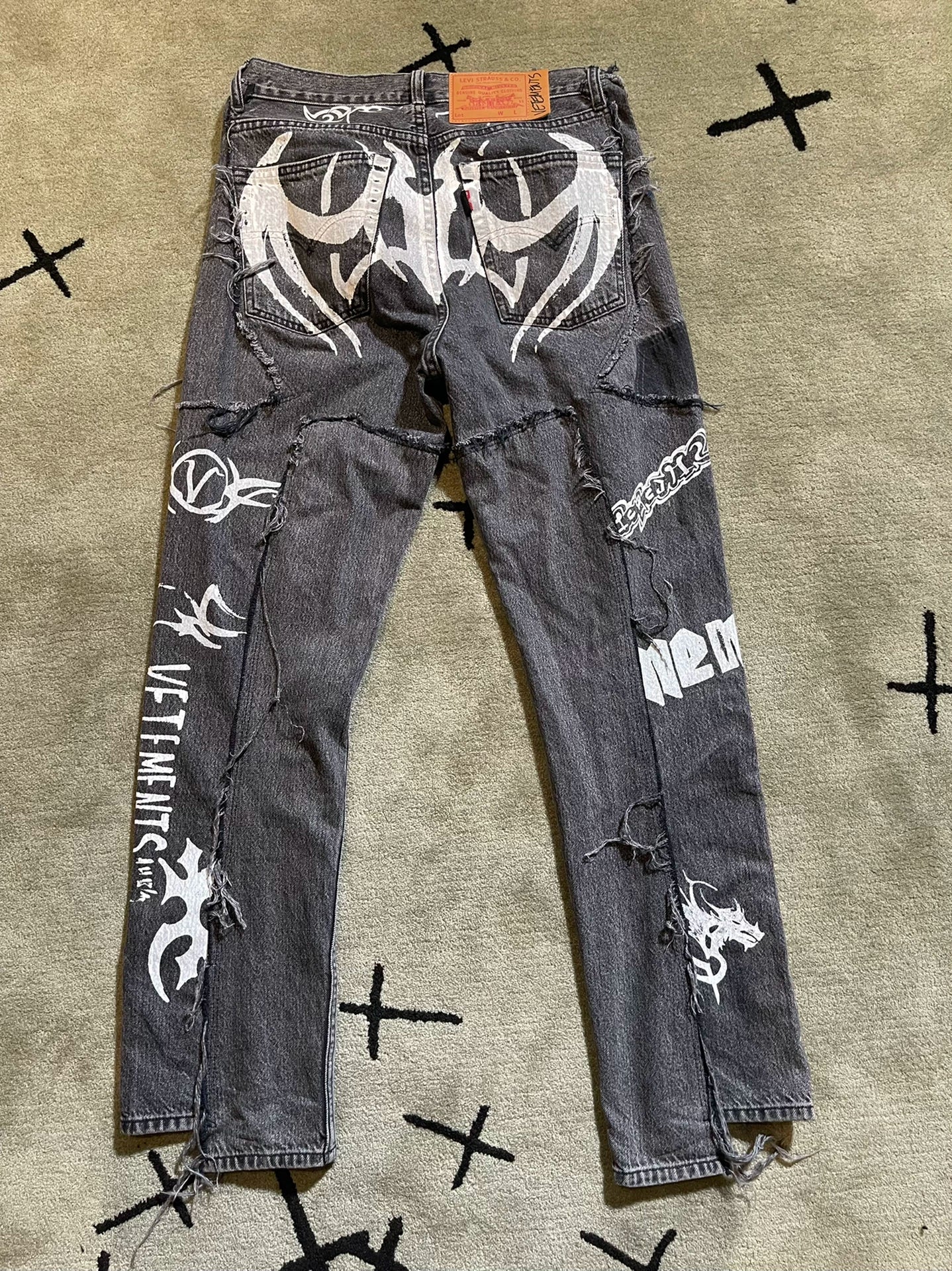 vetements 19 deconstructed tattoo denim pants