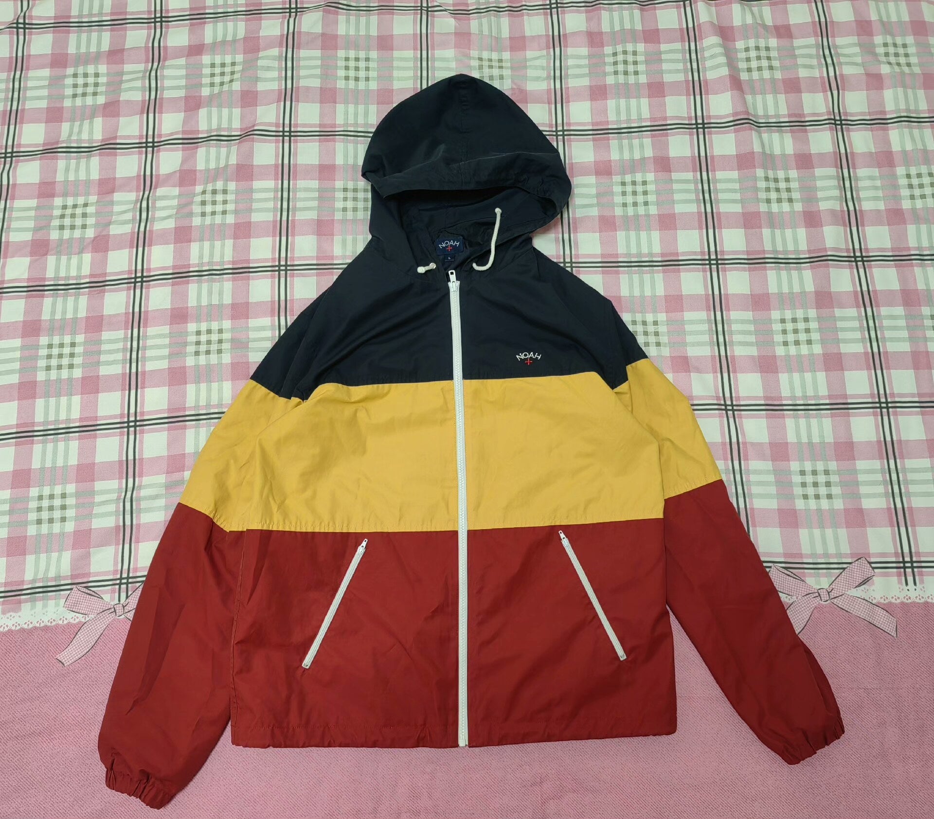 noah colorblock pattern windbreaker jacket