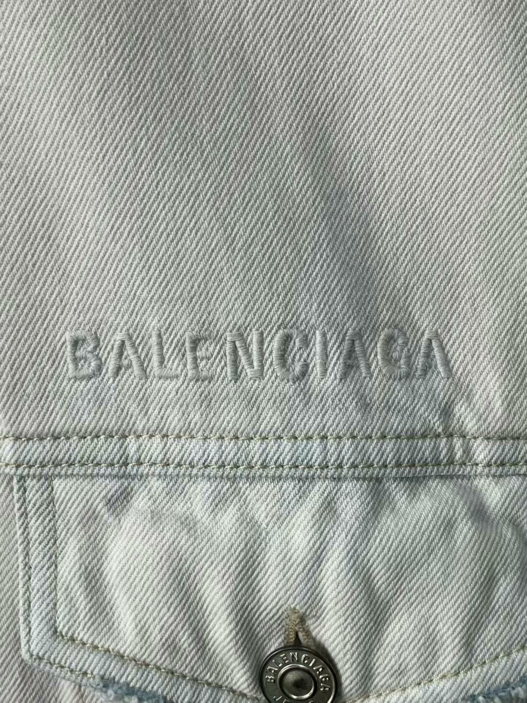 balenciaga white embroidered denim jacket xs