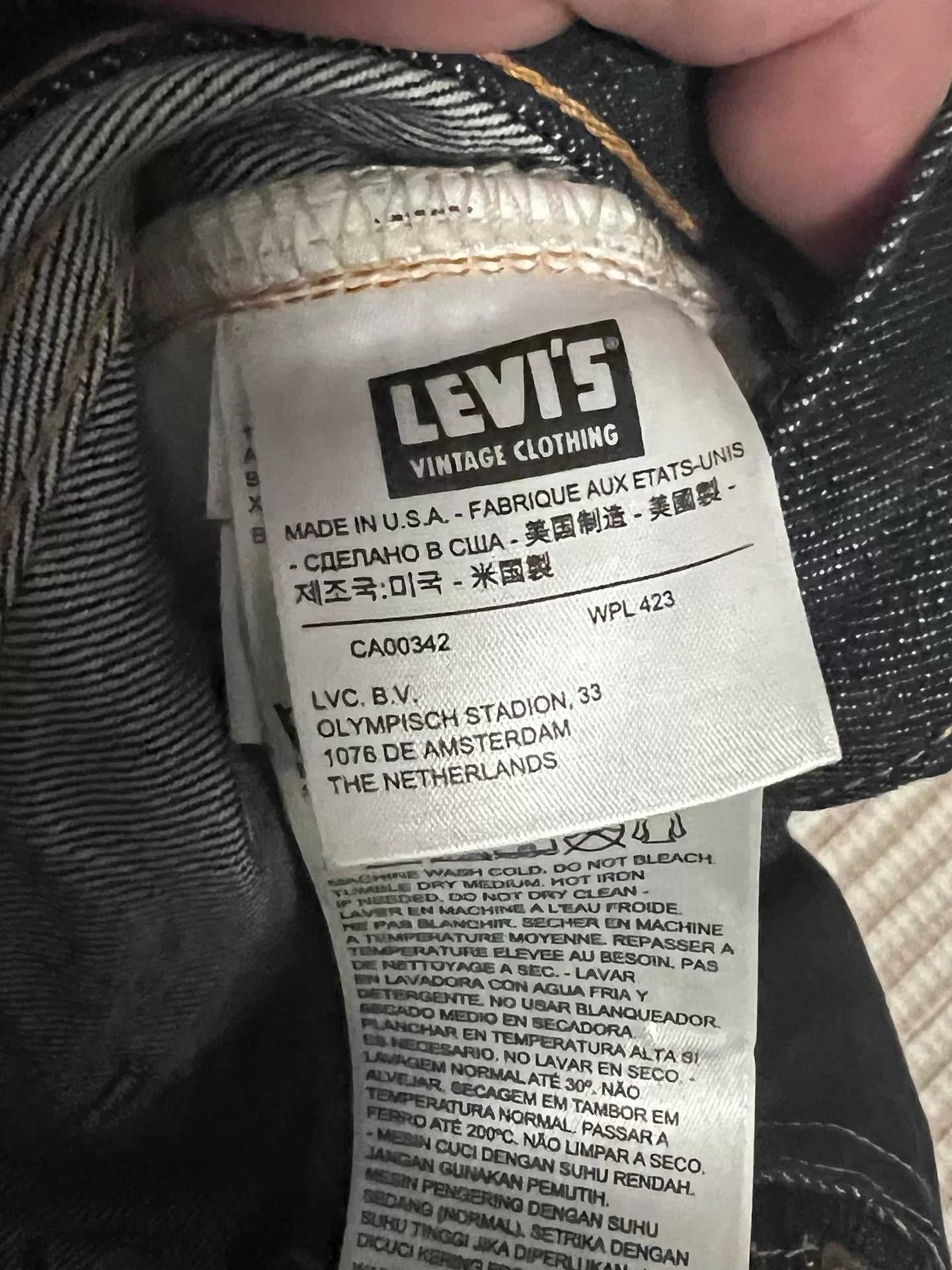 levi's vintage dark blue jeans