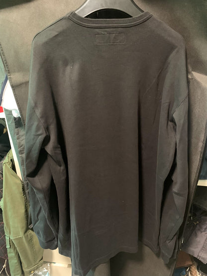 black long sleeve casual sweatshirt