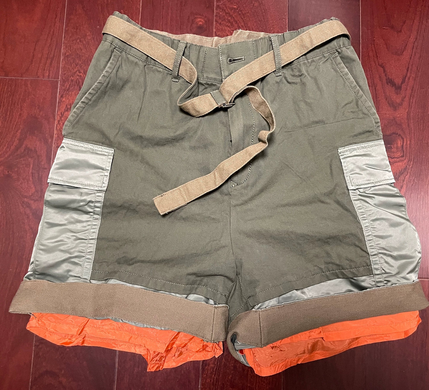 sacai custom show model shorts size 4