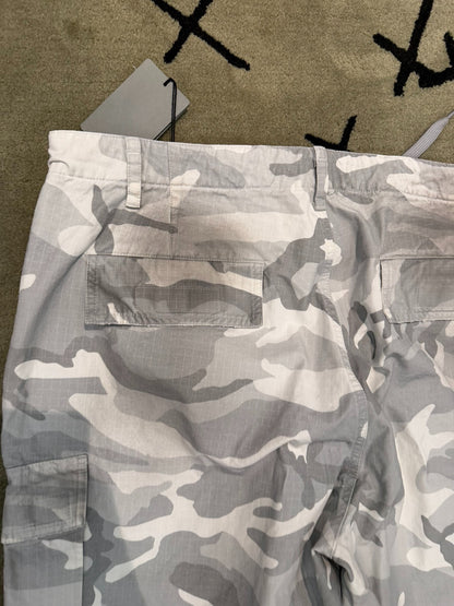 Balenciaga Cargo Shorts Mud-Dyed Collection