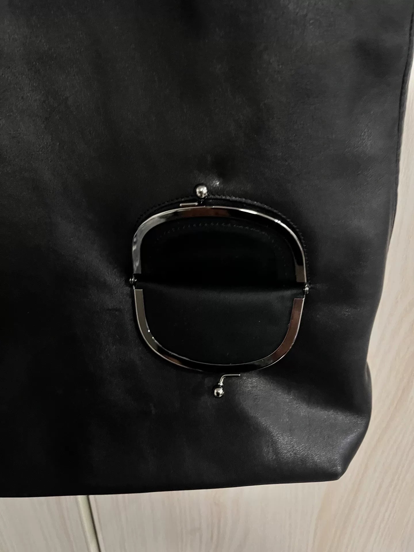 Yohji Yamamoto Black Leather Crossbody Bag