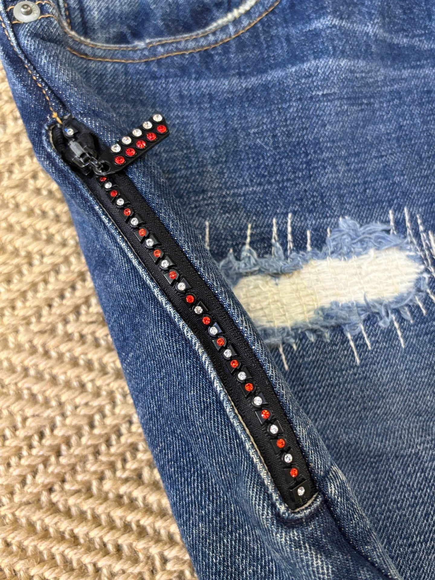 Levi's Fenom Crush Washed Distressed Rhinestone Jeans