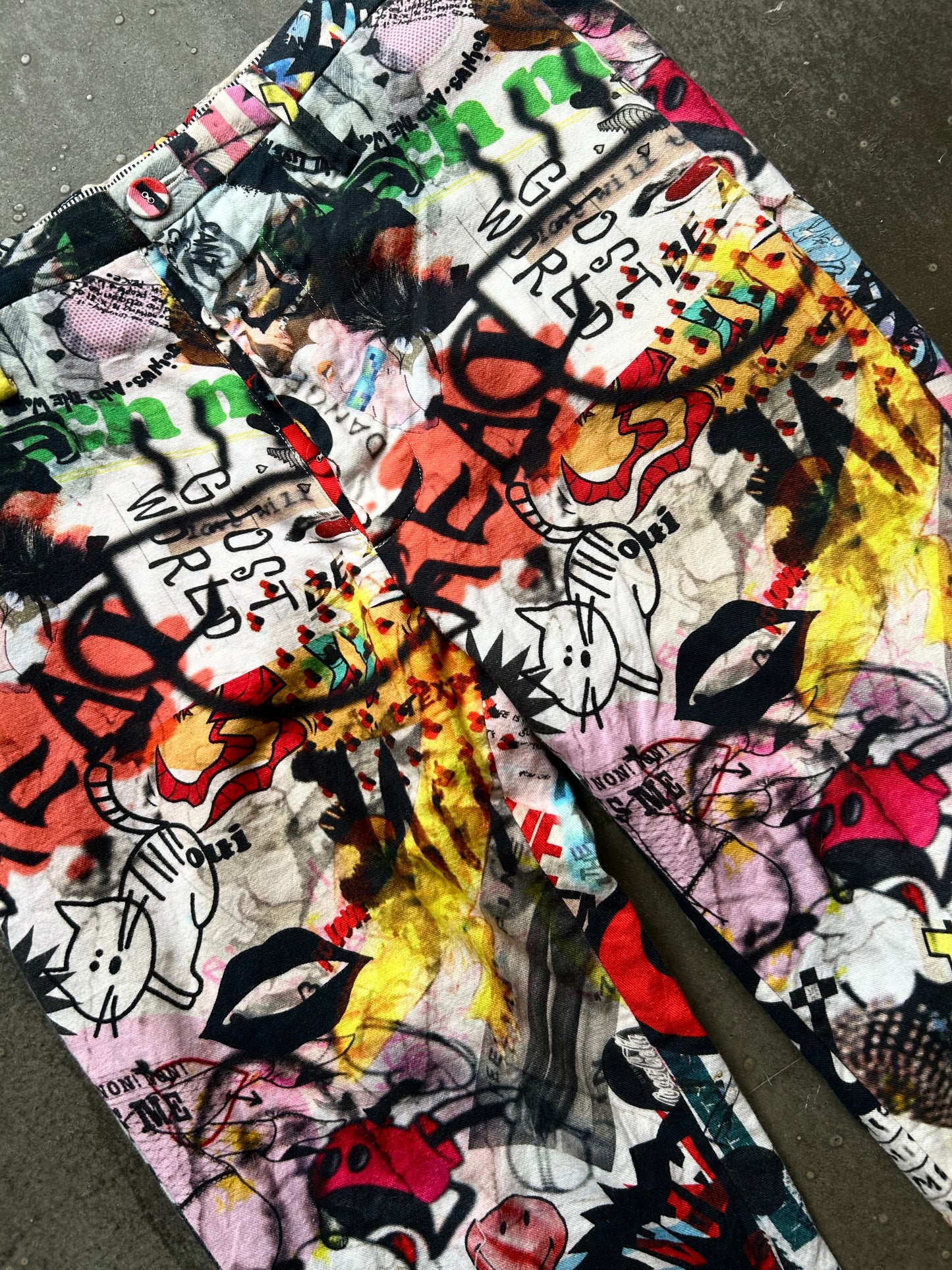 Nozomi Ishiguro Graffiti Print Long Pants