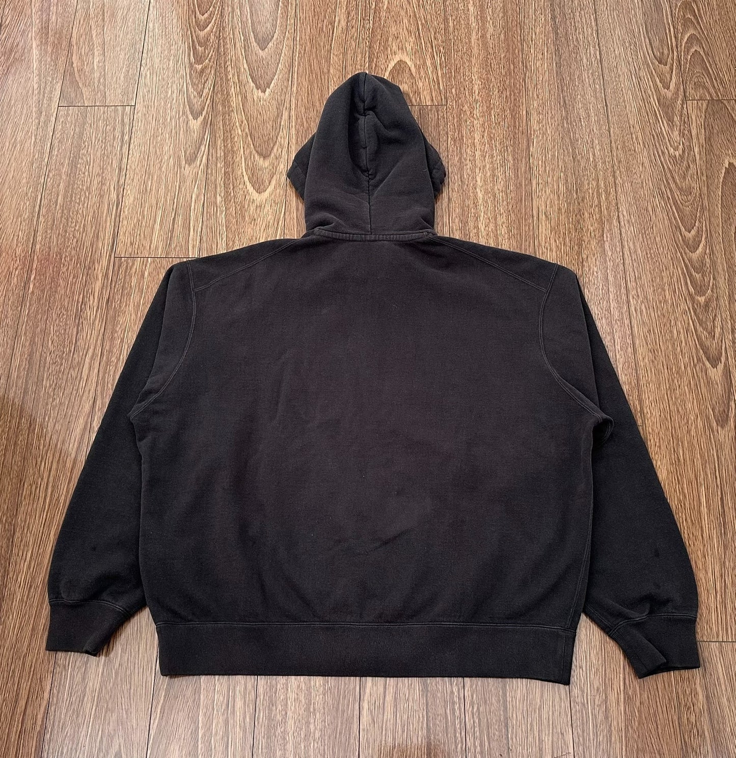digawel zip hoodie in black color
