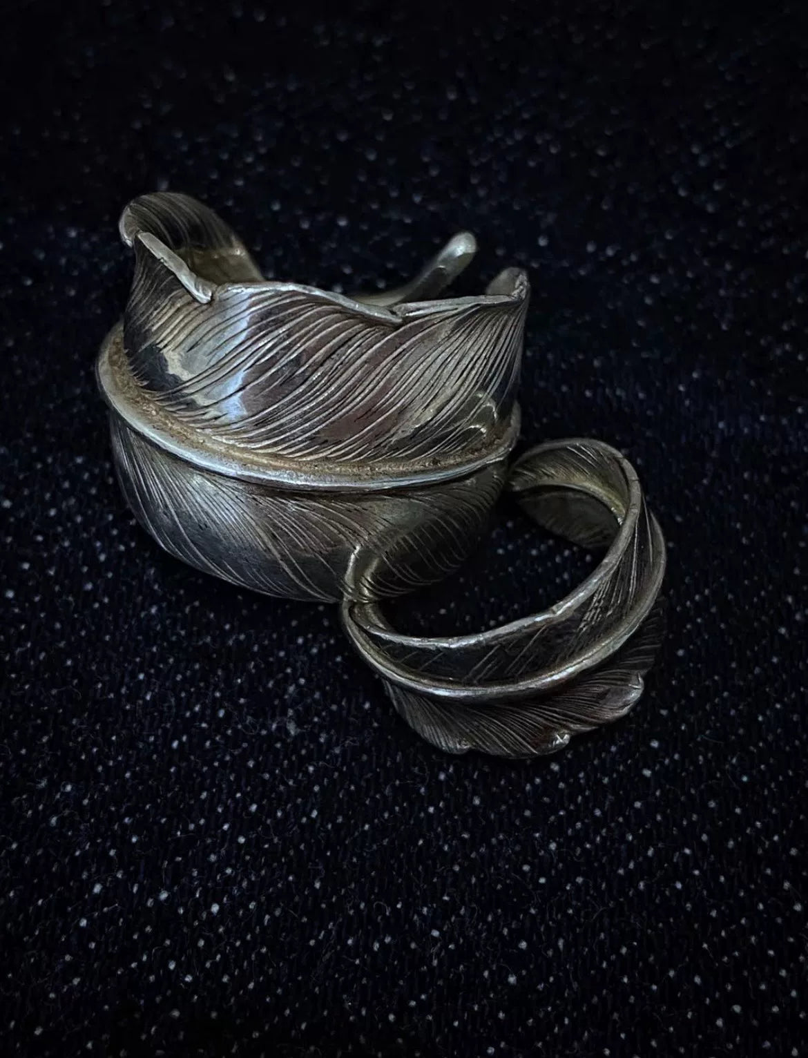 larry smith feather silver ring