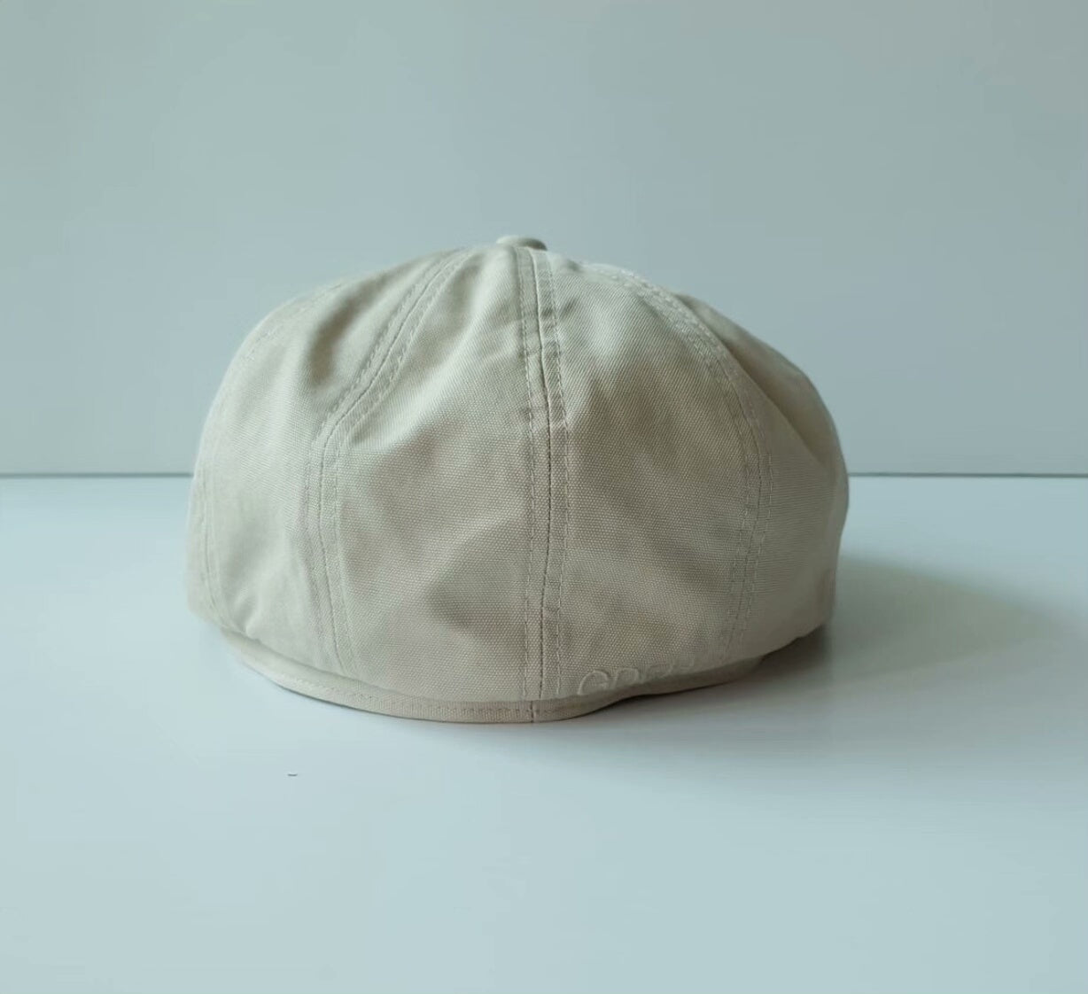 goodenough newsboy cap in ivory color