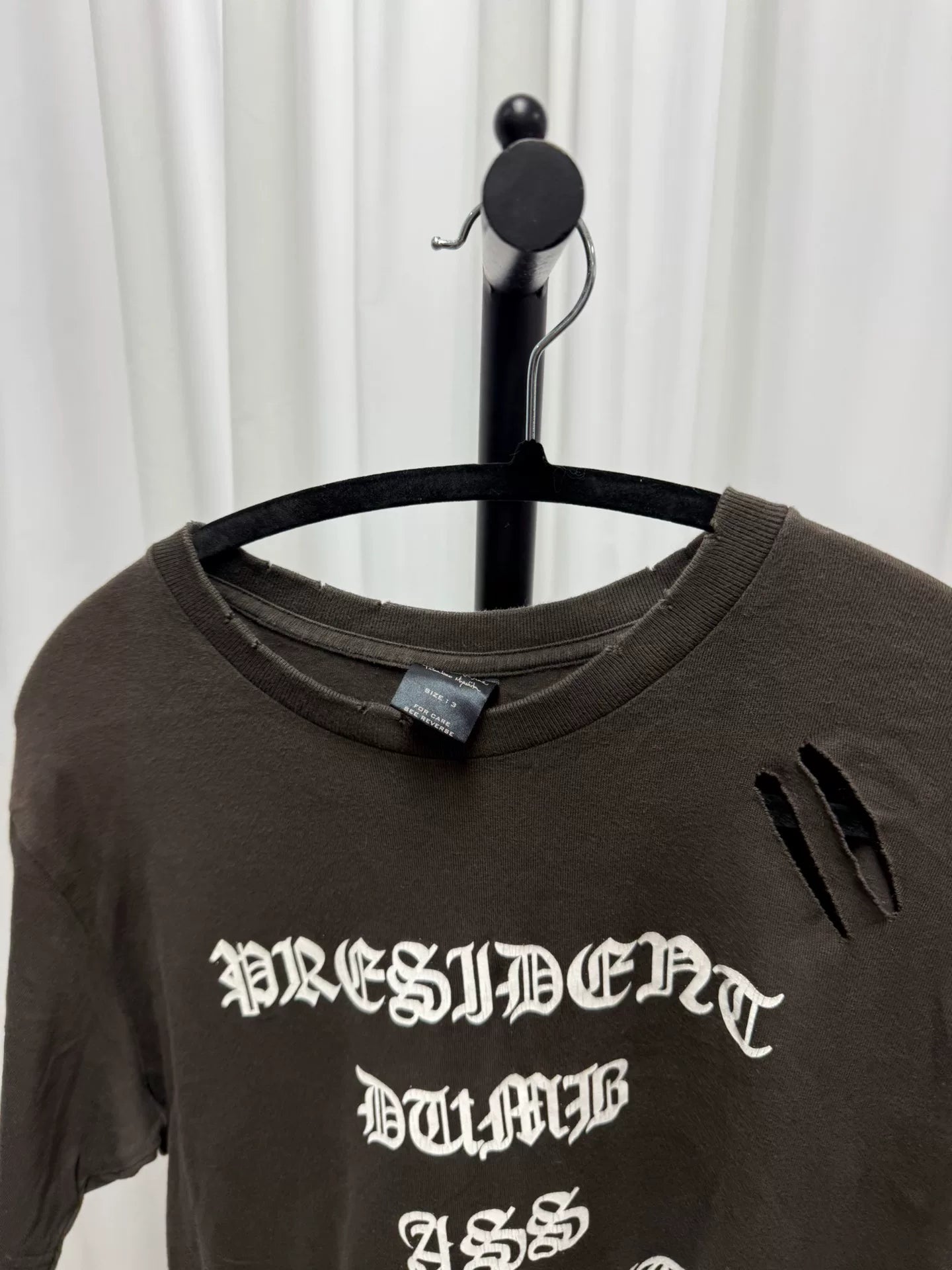 distressed graphic short sleeve tee