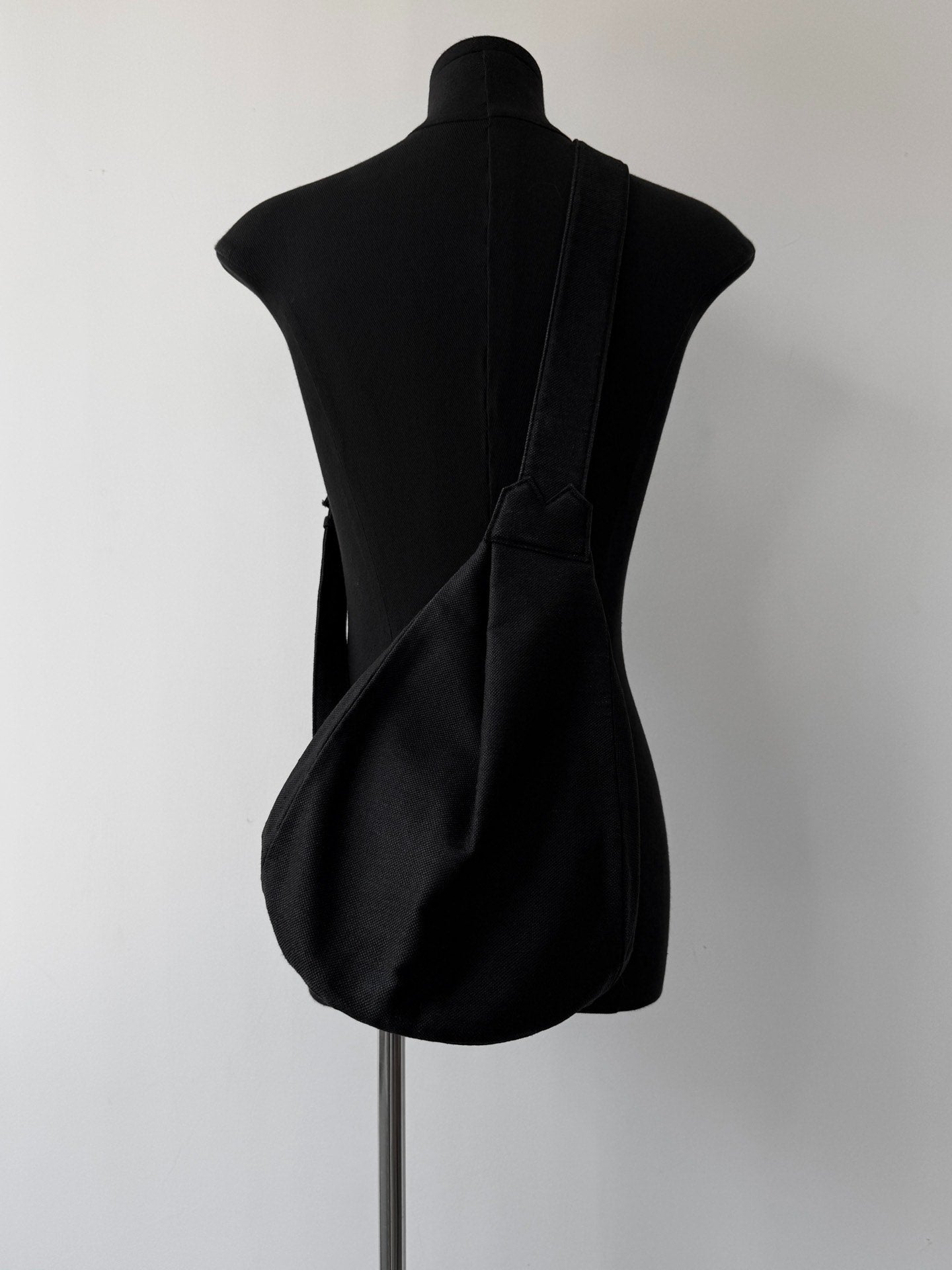 Yohji Yamamoto Discord Linen Drop Bag