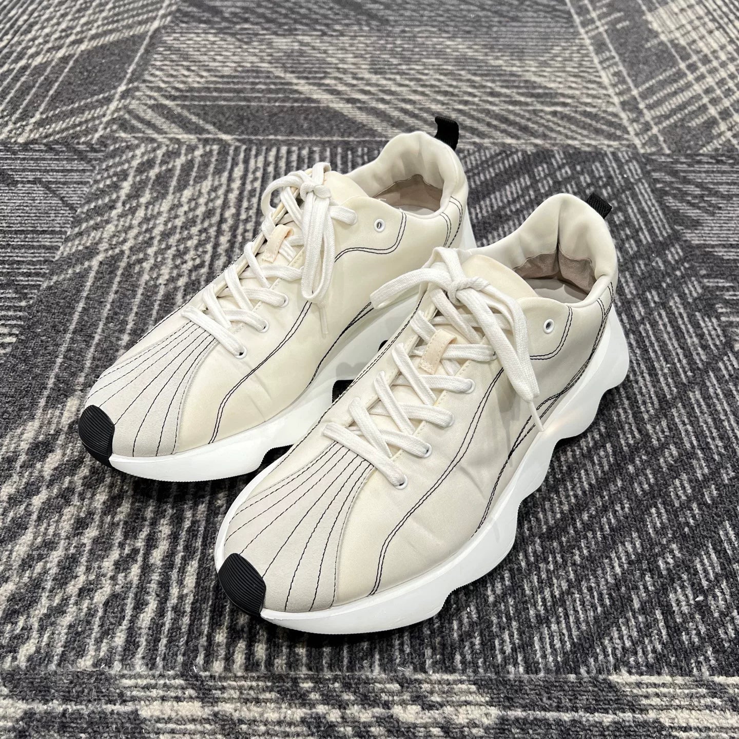 Hermes Envol Canvas Low-Top Sneakers