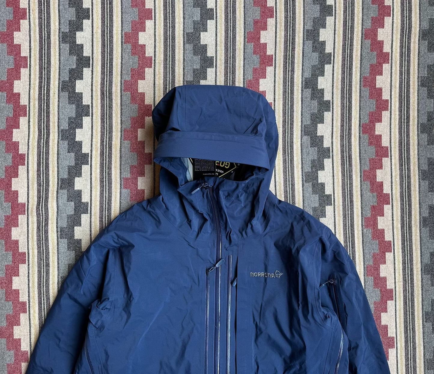 norrona lofoten gore-tex pro jacket for men