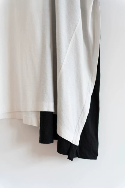 black and white short sleeve t-shirt