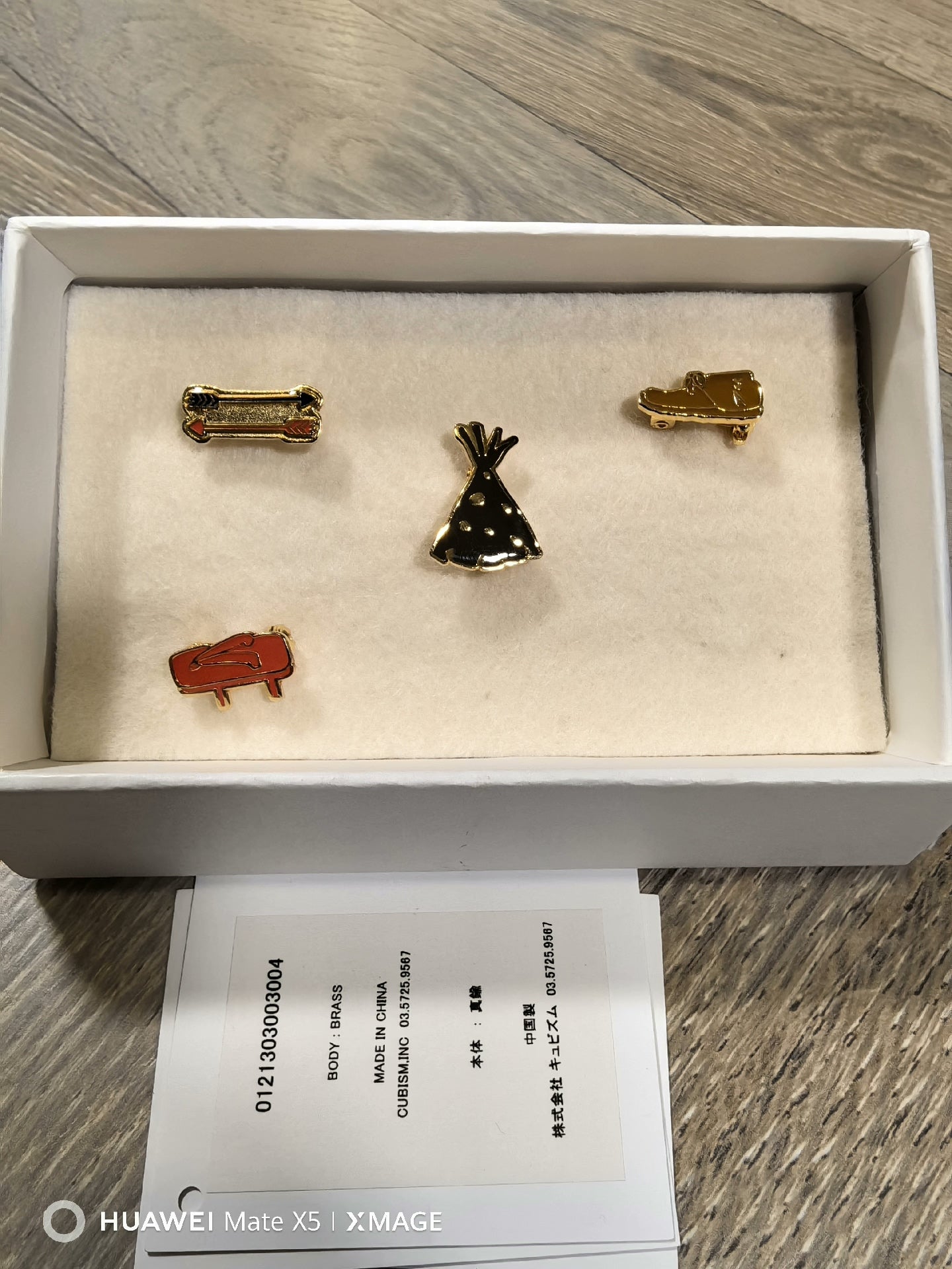 visvim spot lapel pin set collection