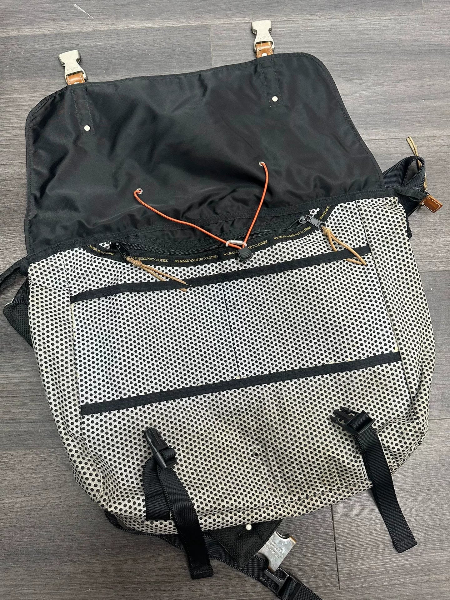 Undercover 10ss Less but Better Messenger Bag
