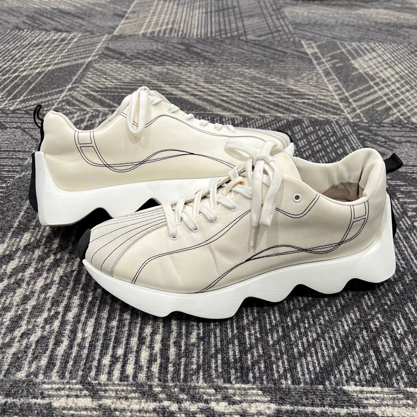 Hermes Envol Canvas Low-Top Sneakers