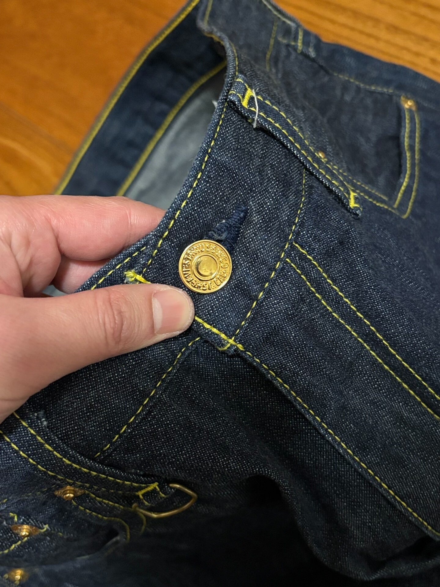 levis fenom gold label raw denim jeans