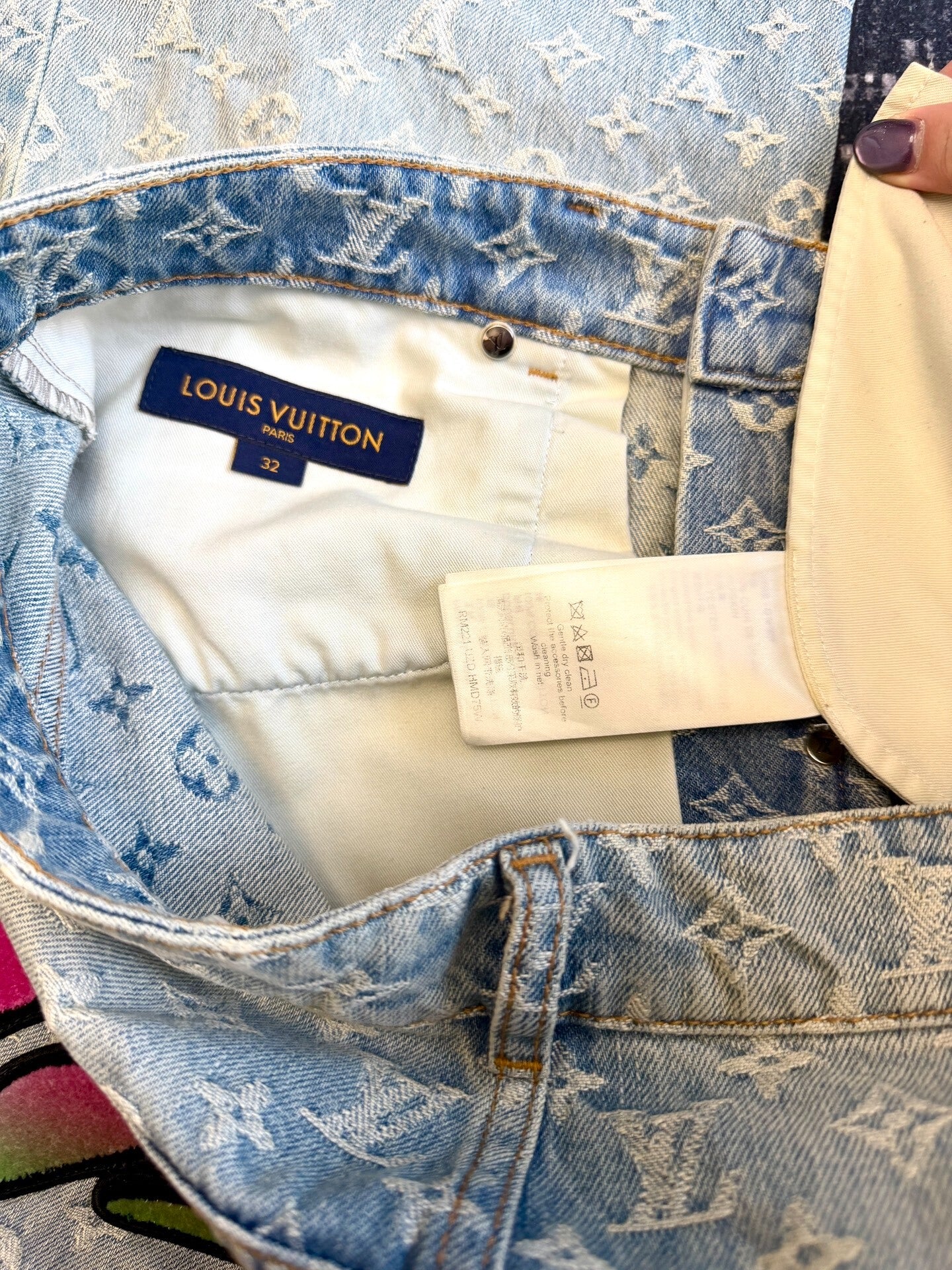 louis vuitton fiery logo denim pants