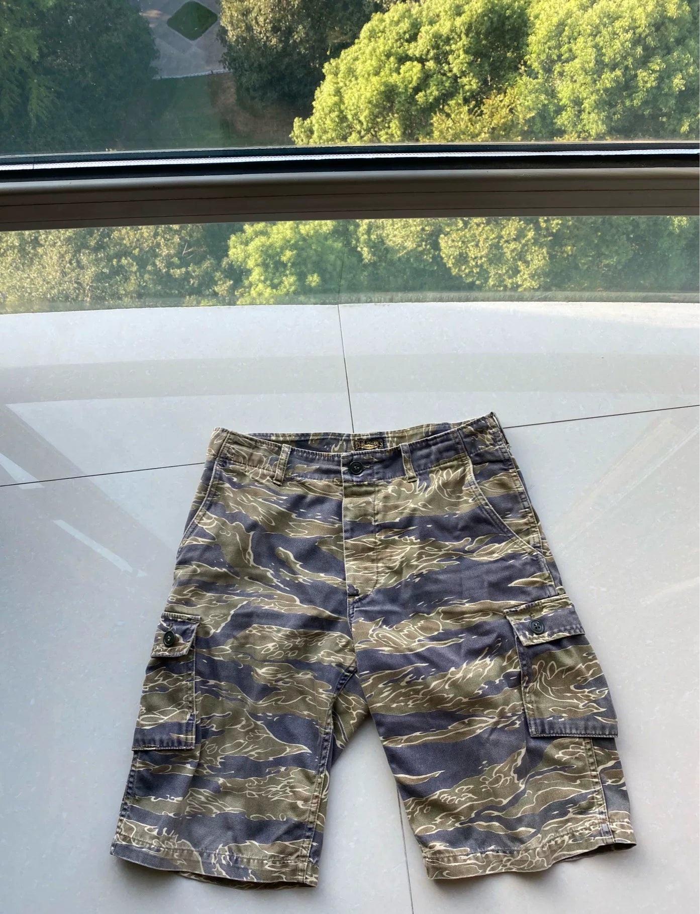 tiger camouflage shorts in army green