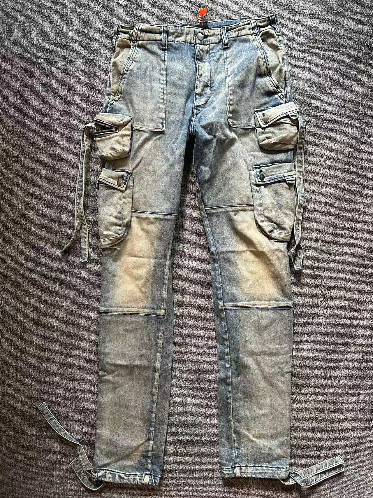 amiri cargo jeans in comfortable denim fabric