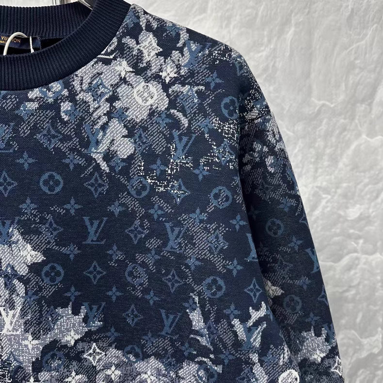 Louis Vuitton Blue Monogram sweatshirt Size XL
