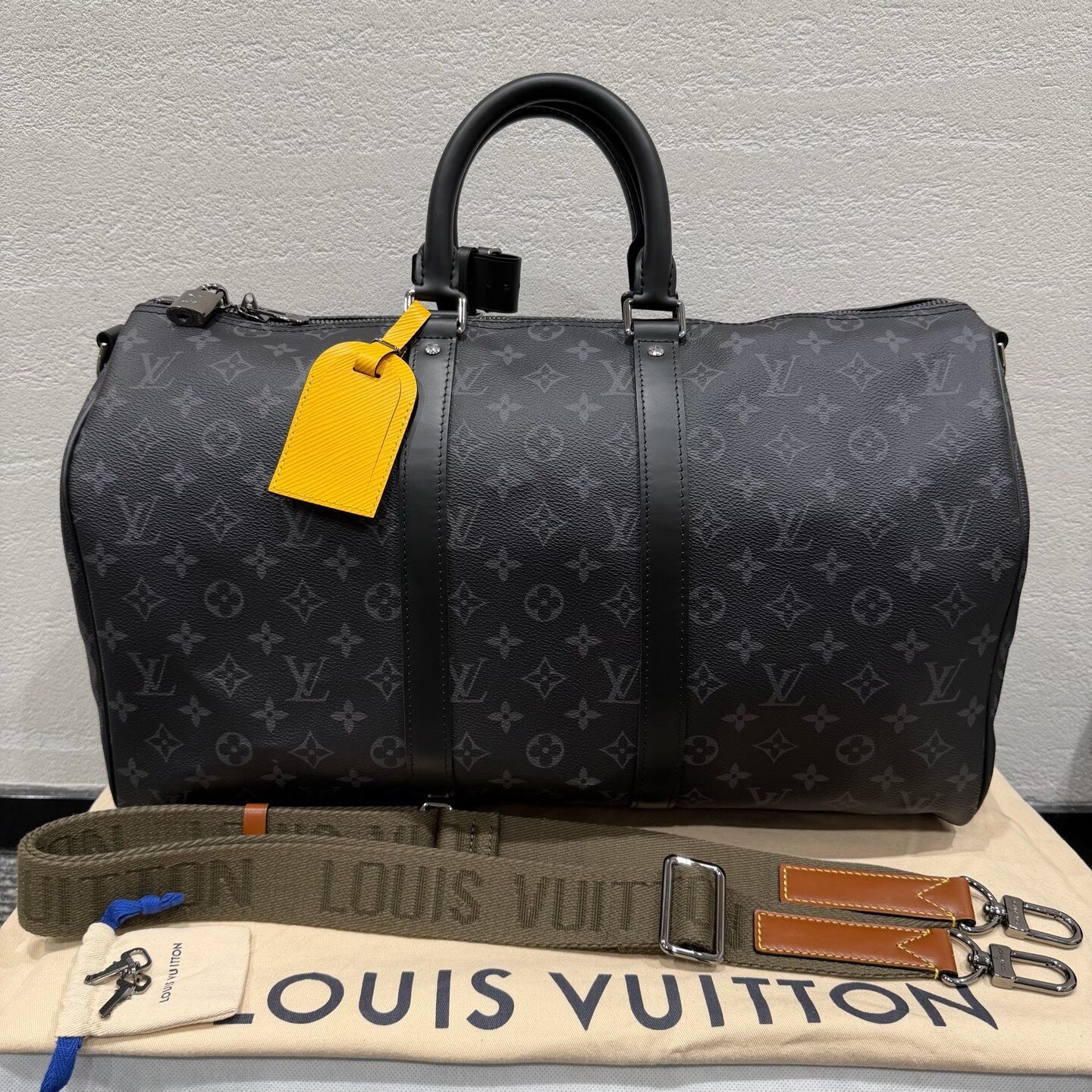 Louis Vuitton Keepall 45 Black Travel Bag