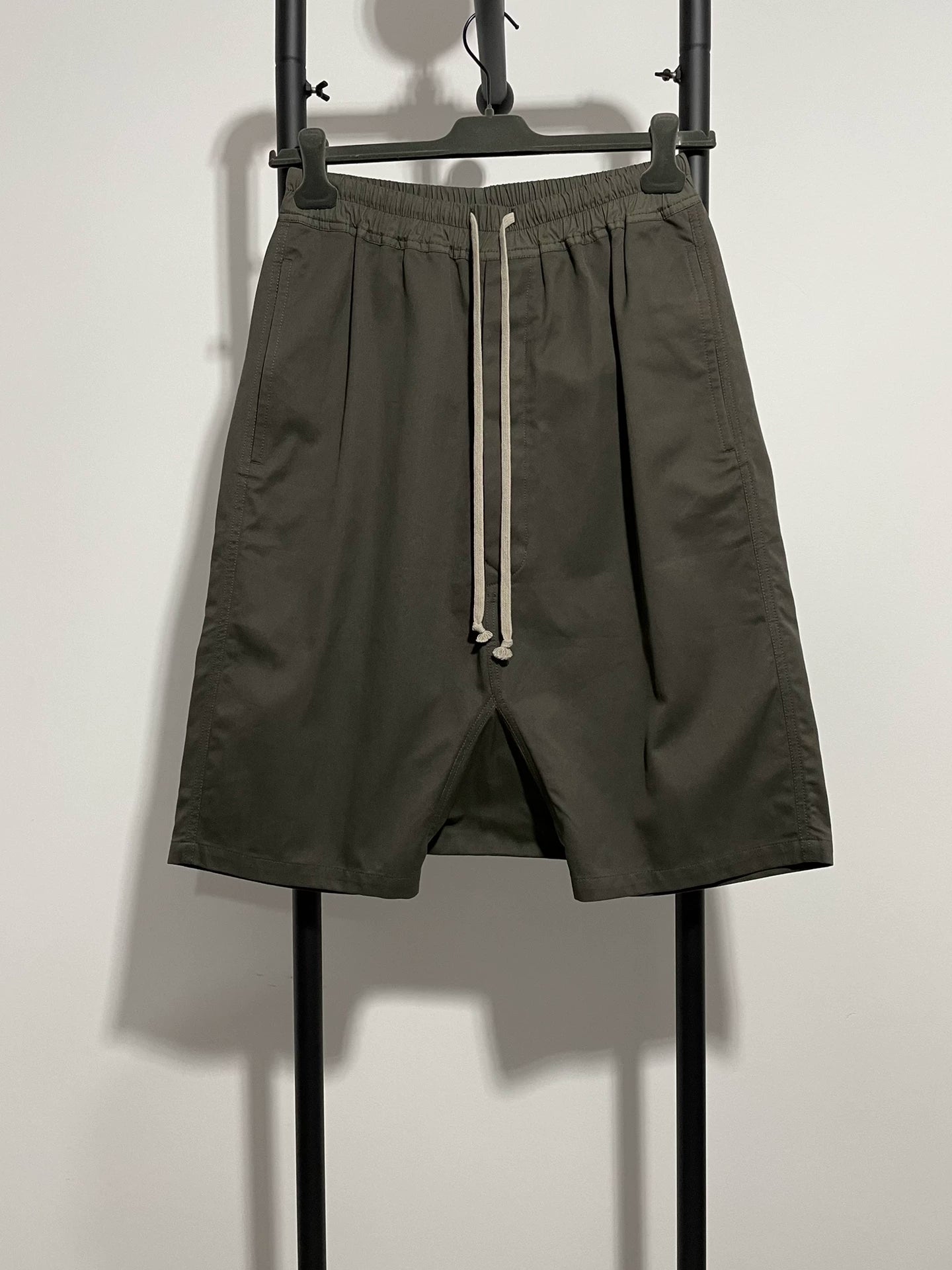 rick owens ro shorts in earth tone