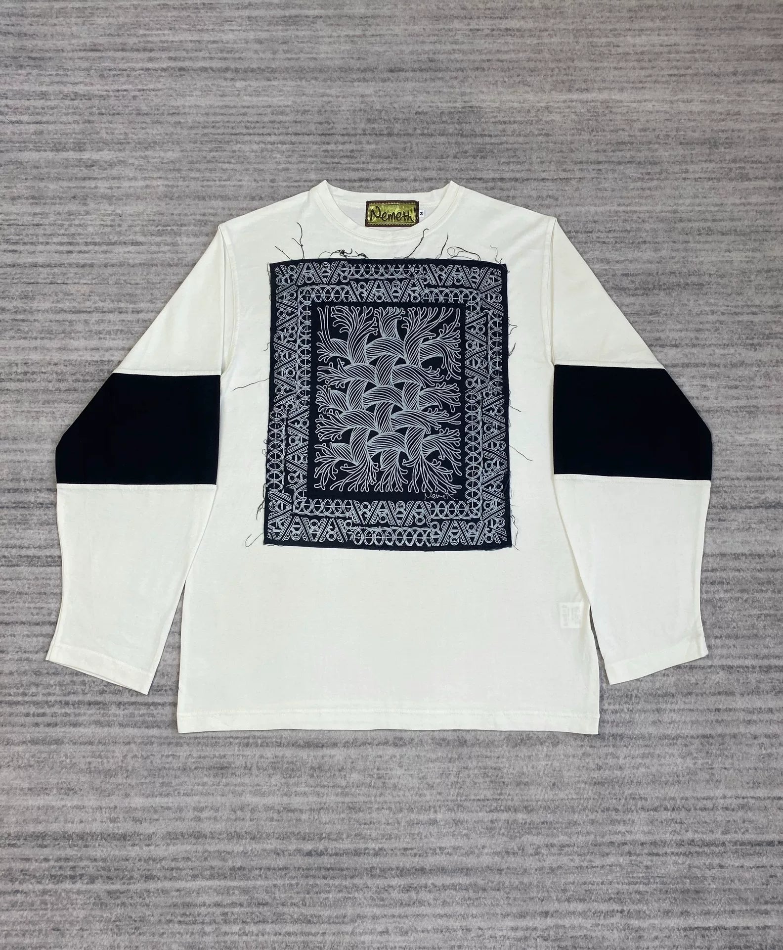 black and white rope knot long sleeve tee