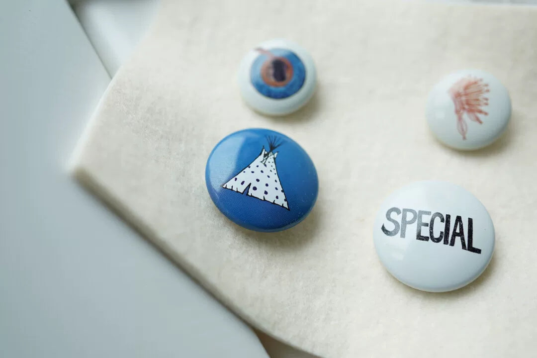 visvim pins badge set