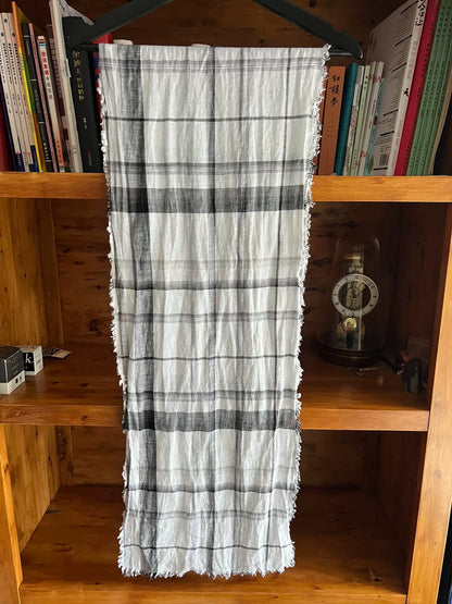 porter classic linen stole in black and white