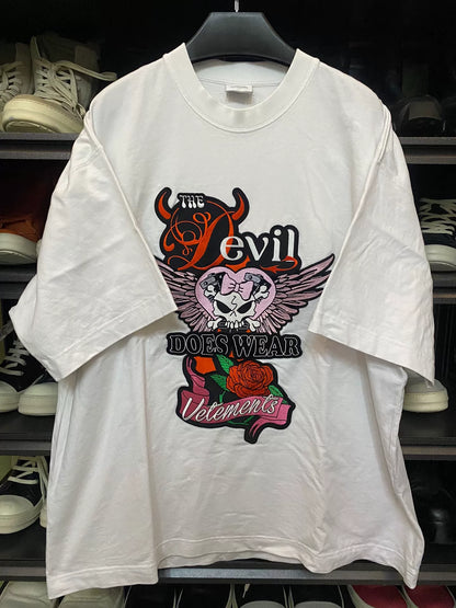 vetements embroidered short sleeve t-shirt