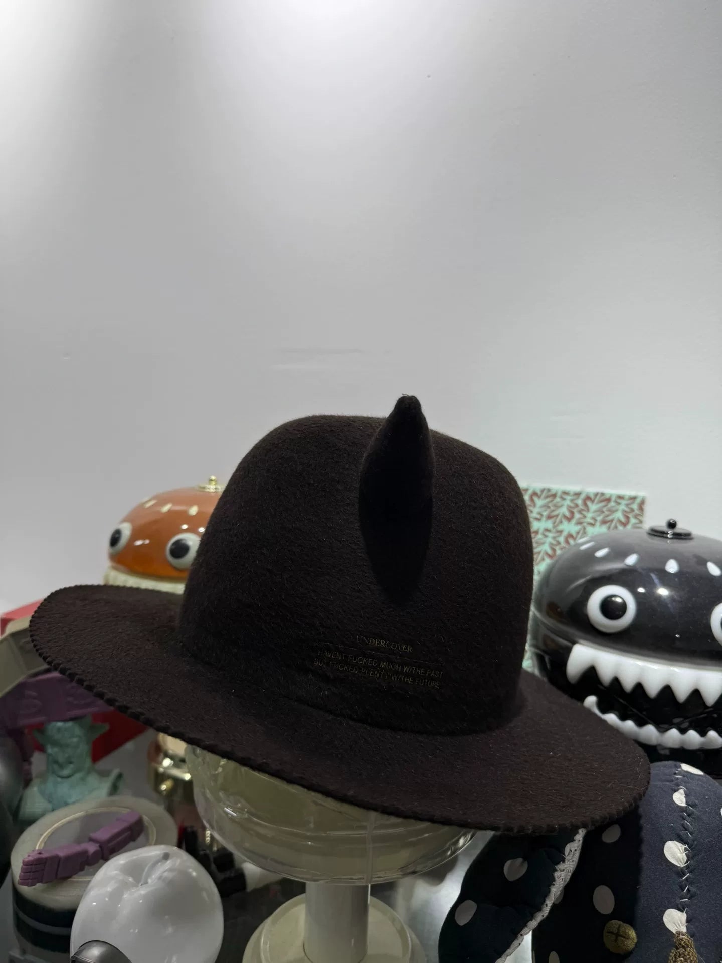 UNDERCOVER Horned Top Hat