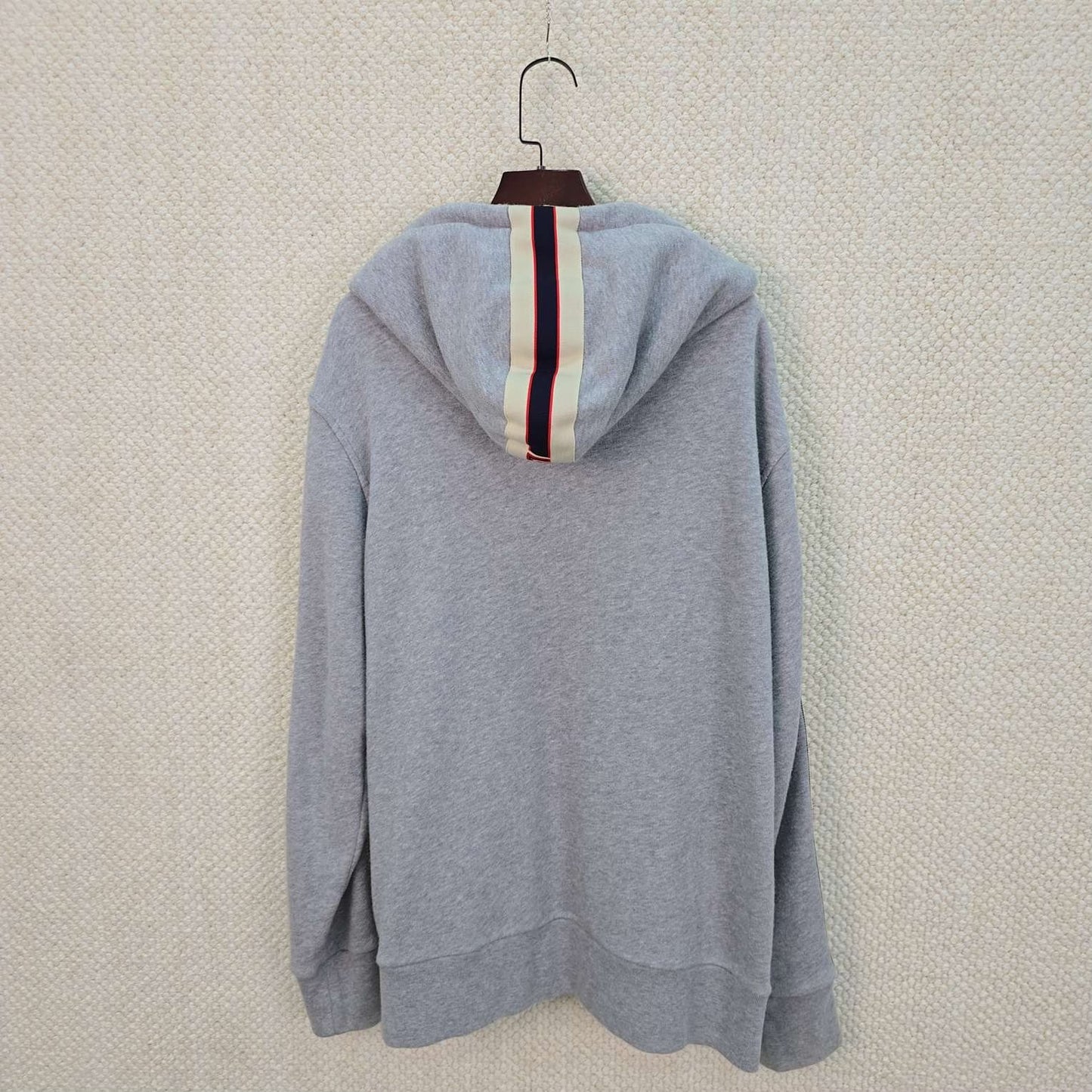 gucci striped logo hooded jacket size M