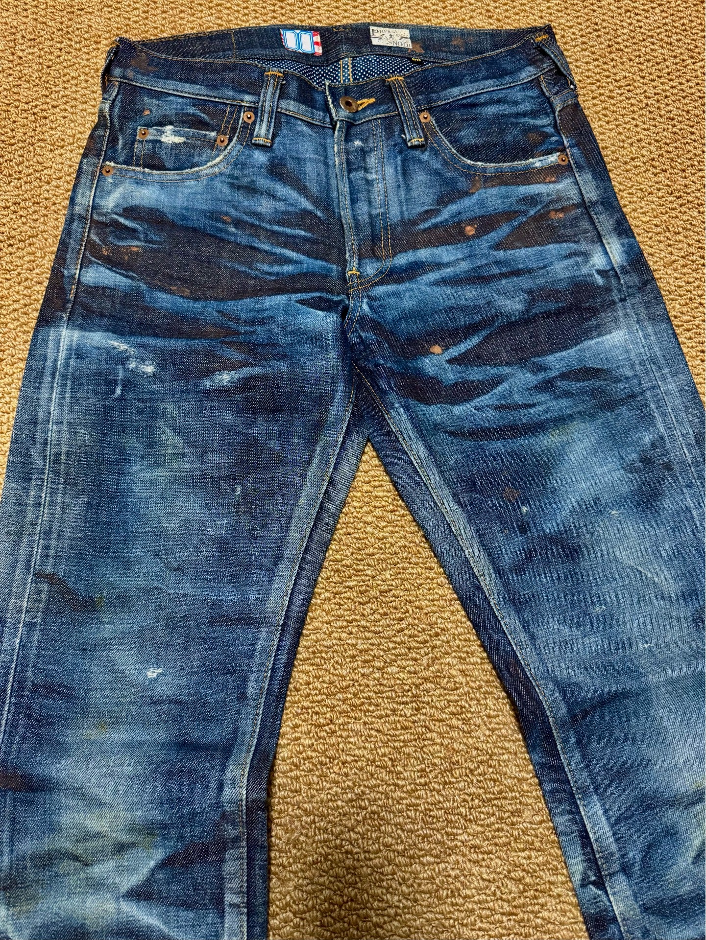 Noir Denim Jeans with Distressing