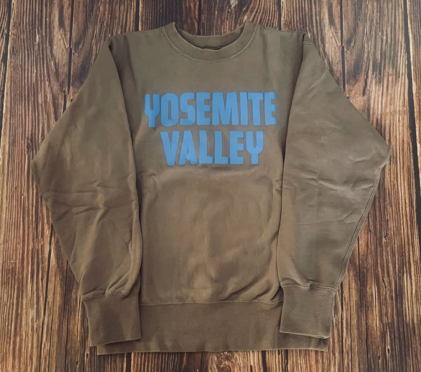 yosemite valley vintage sweatshirt for casual wear