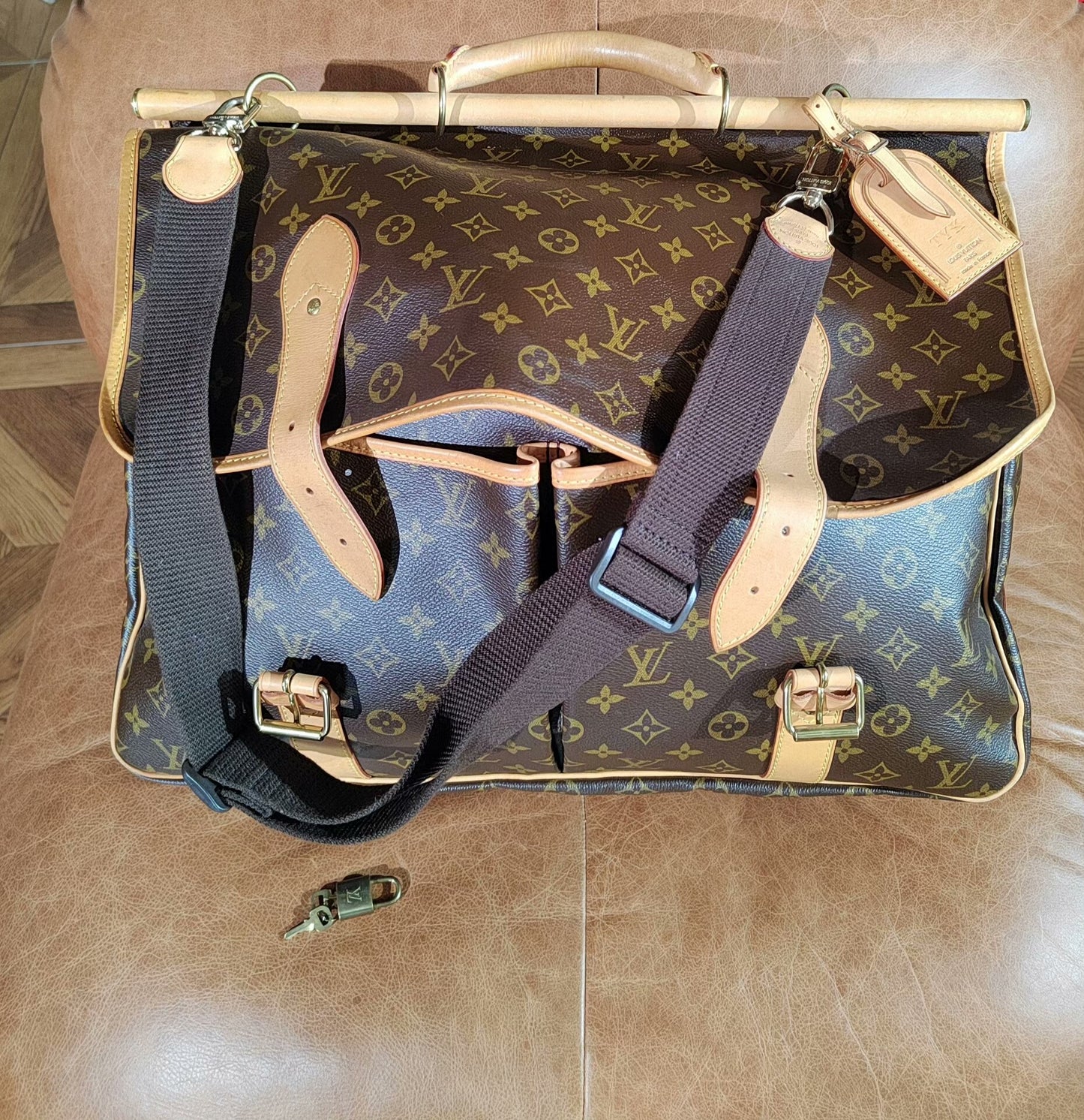 Louis Vuitton Travel Bag with Classic Pattern