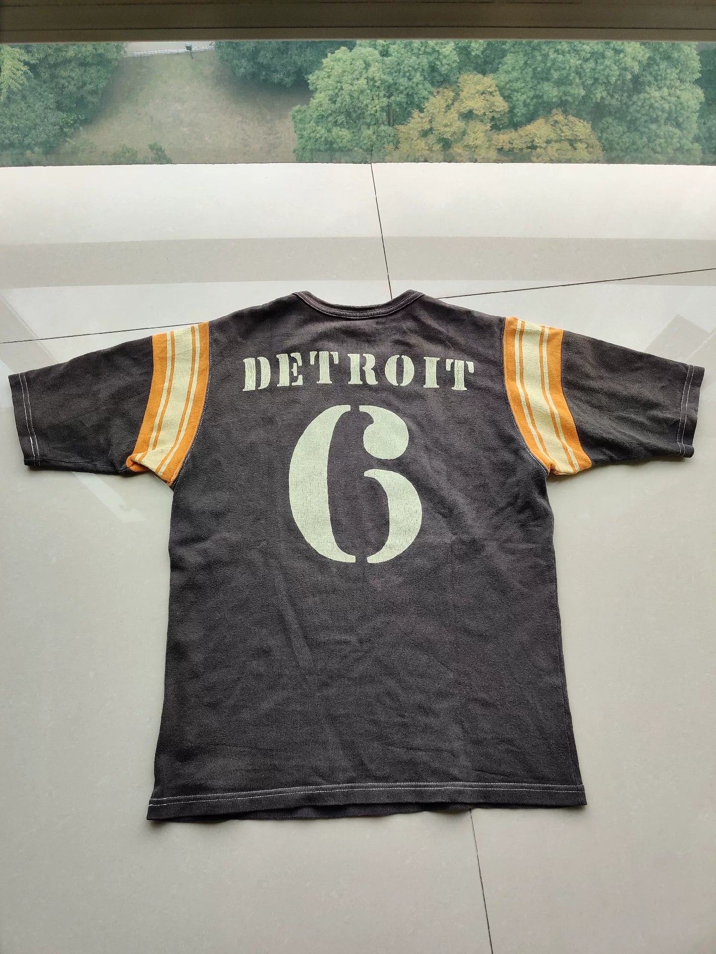 Stylish Bootleggers V-Neck Tee