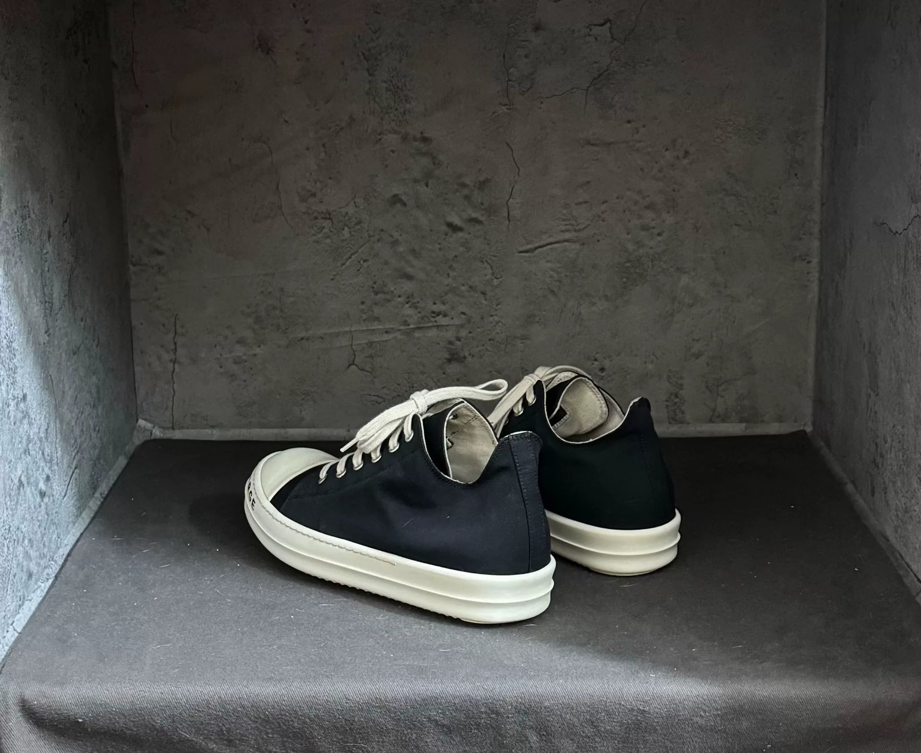 Rick Owens 23 Satin Sole Letter Converse
