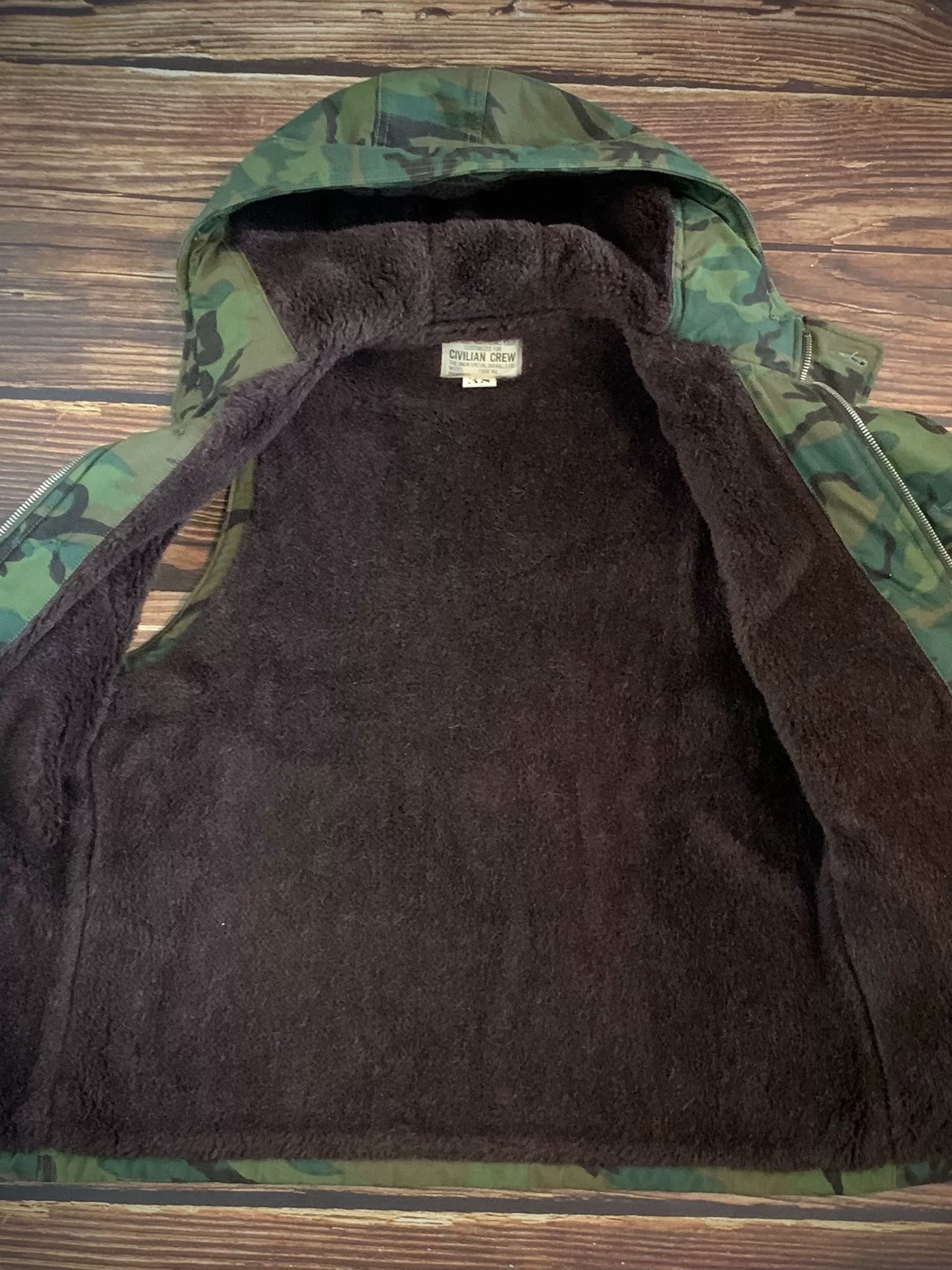 camouflage hooded warm vest