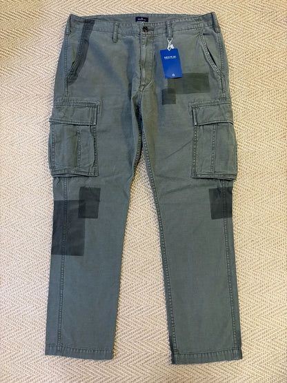 denim cargo pants by vanquish & fragment