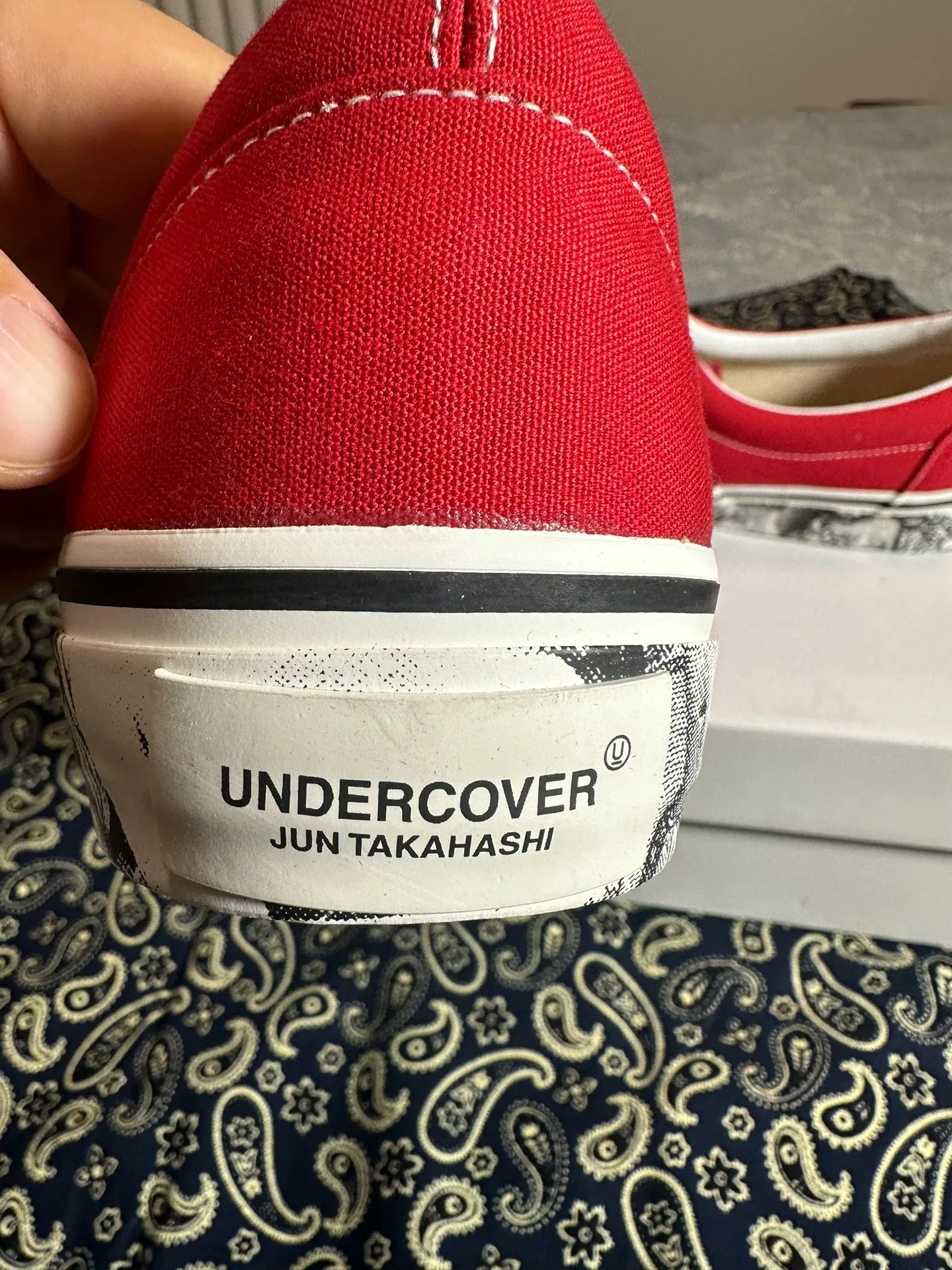 Under Cover RED UC1C4F021