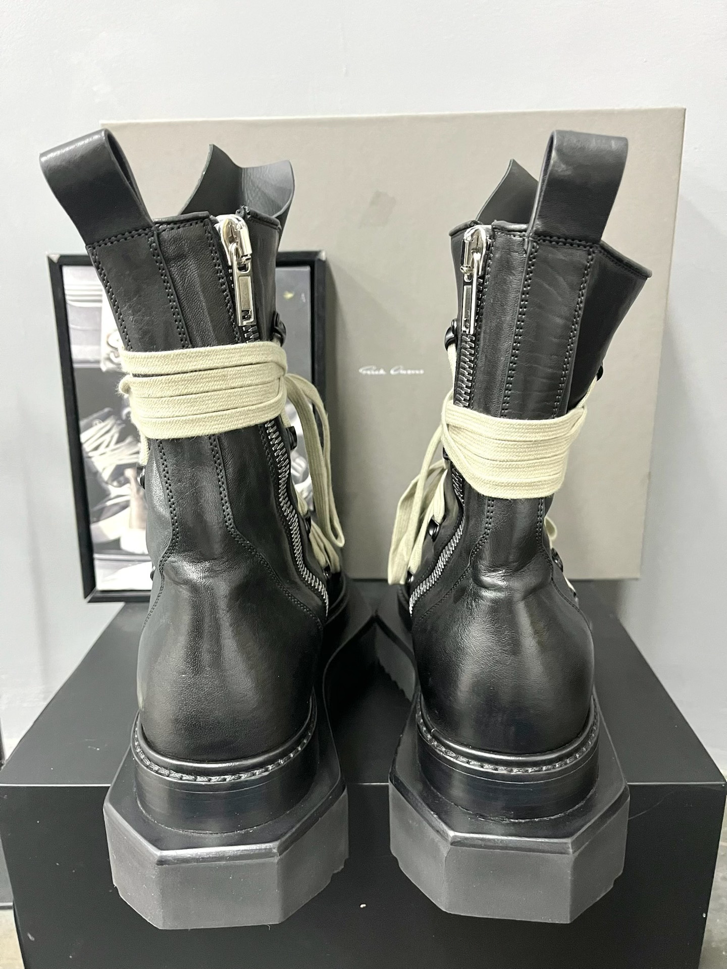 Rick Owens 25FW High-Top Hexagon Boots